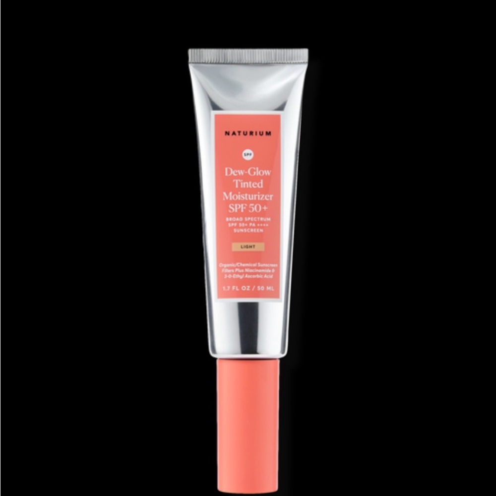 ✨ Naturium Dew-Glow Tinted Moisturizer SPF 50 – Deep | Hydrated Radiant Skin✨